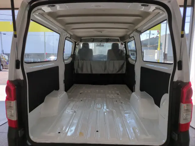 日産 キャラバン ＣＢＦ-ＶＲ2Ｅ26の写真5