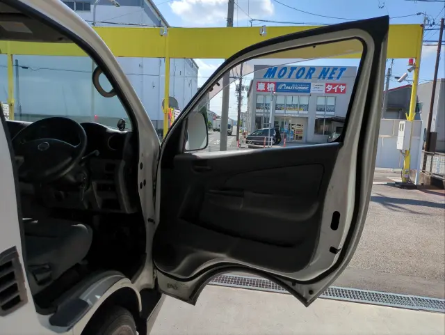 日産 キャラバン ＣＢＦ-ＶＲ2Ｅ26の写真25