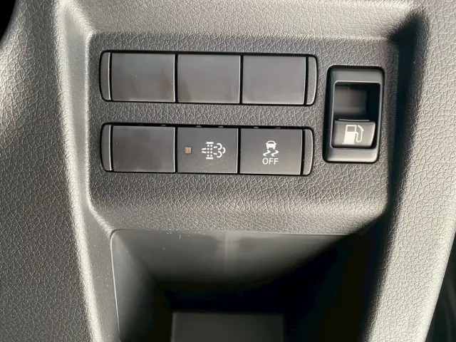 日産 ニッサン 3DF-VN2E26(2WD)の写真10