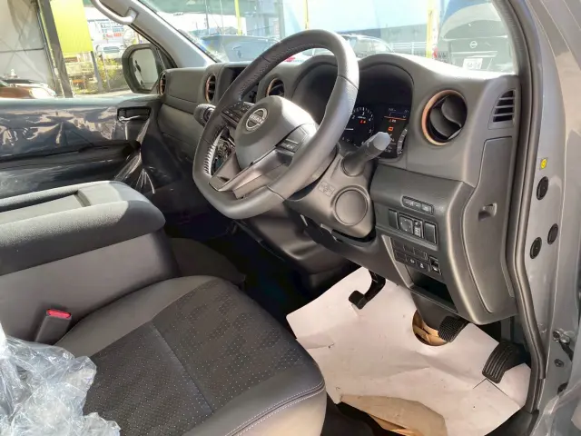 日産 キャラバン 3DF-VN2E26(2WD)の写真16