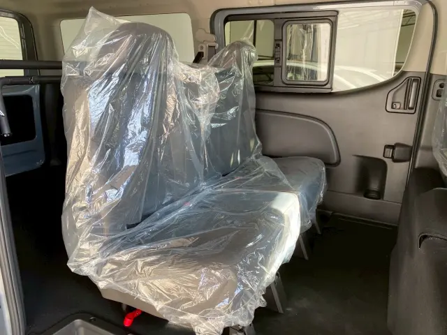 日産 キャラバン 3DF-VN2E26(2WD)の写真18