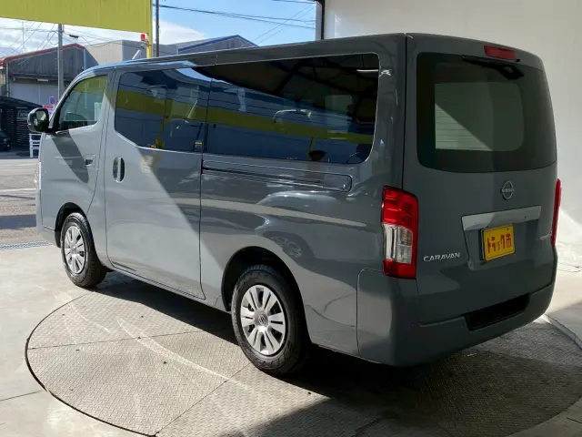 日産 キャラバン 3DF-VN2E26(2WD)の写真37