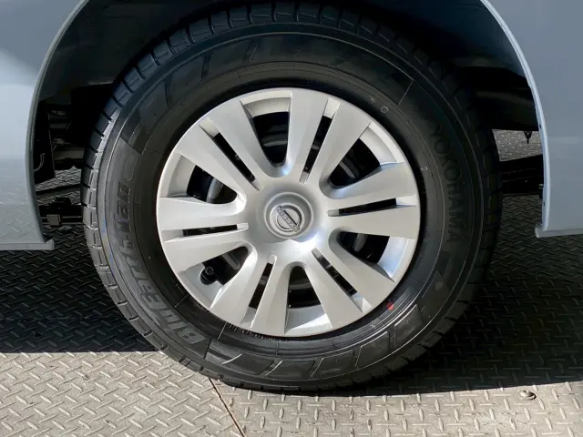 日産 キャラバン 3DF-VN2E26(2WD)の写真39
