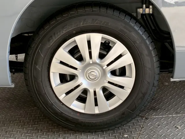 日産 キャラバン 3DF-VN2E26(2WD)の写真42