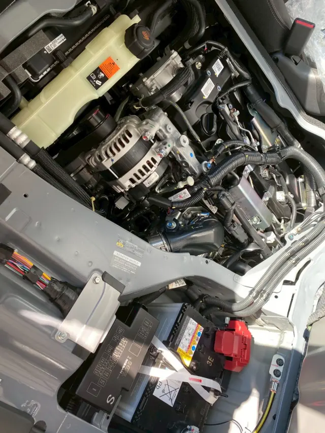 日産 キャラバン 3DF-VN2E26(2WD)の写真45