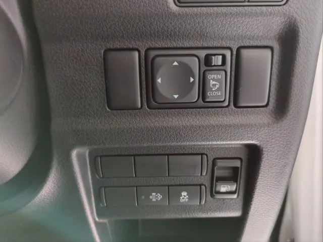 日産 キャラバン 3DF-VN2E26の写真9