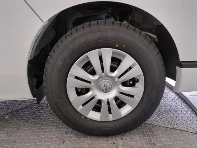 日産 キャラバン 3DF-VN2E26の写真14