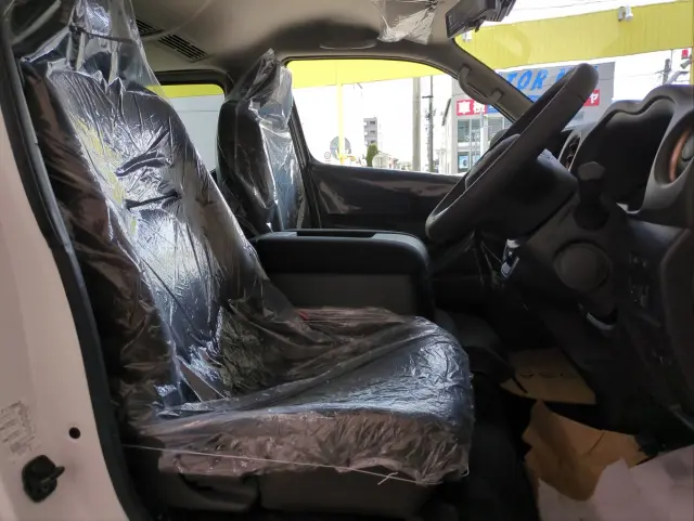 日産 キャラバン 3DF-VN2E26の写真16