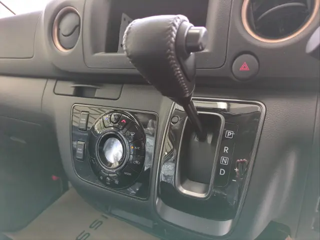 日産 キャラバン 3DF-VN2E26の写真23