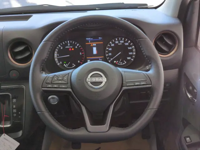 日産 キャラバン 3DF-VN2E26(4WD)の写真7