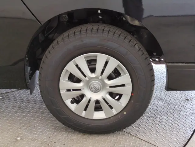 日産 キャラバン 3DF-VN2E26(4WD)の写真42