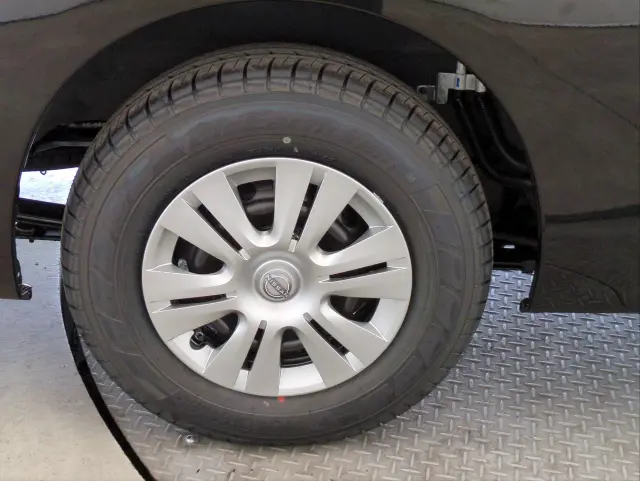 日産 キャラバン 3DF-VN2E26(4WD)の写真43