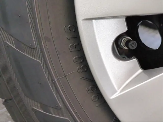 日産 キャラバン 3DF-VN2E26(4WD)の写真44