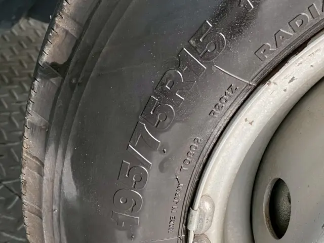 いすゞ エルフ TKG-NHR85Aの写真45