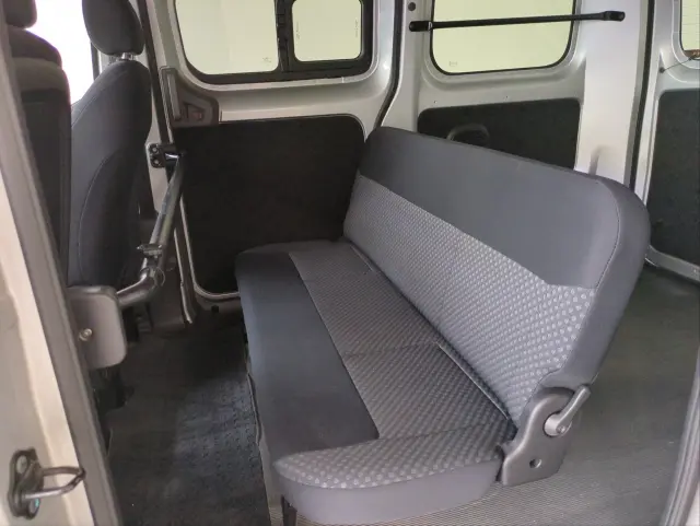 日産 バネットバン DBF-VM20(2WD)の写真4