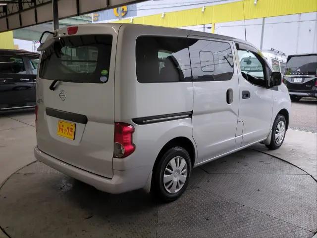 日産 バネットバン DBF-VM20(2WD)の写真13