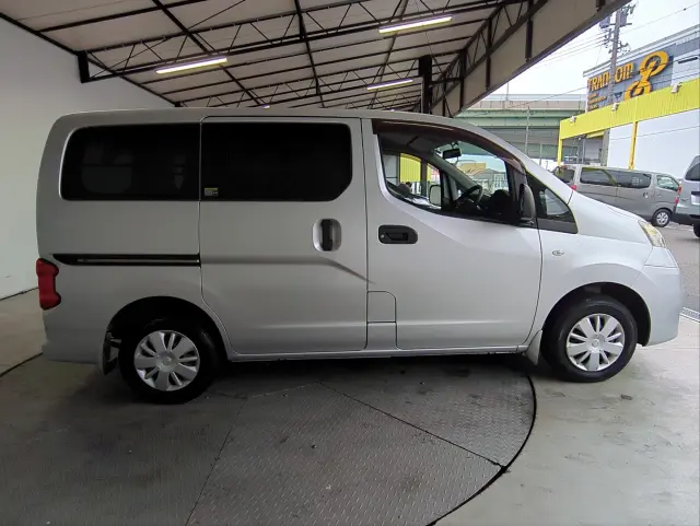 日産 バネットバン DBF-VM20(2WD)の写真28