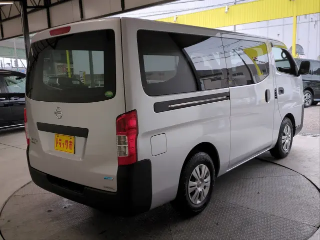日産 キャラバン ＬＤＦ-ＶＷ２Ｅ26(2WD)の写真12