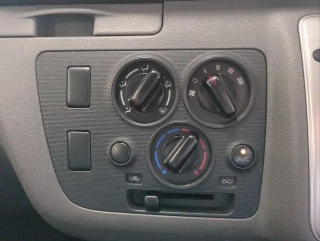 日産 キャラバン ＬＤＦ-ＶＷ２Ｅ26(2WD)の写真20