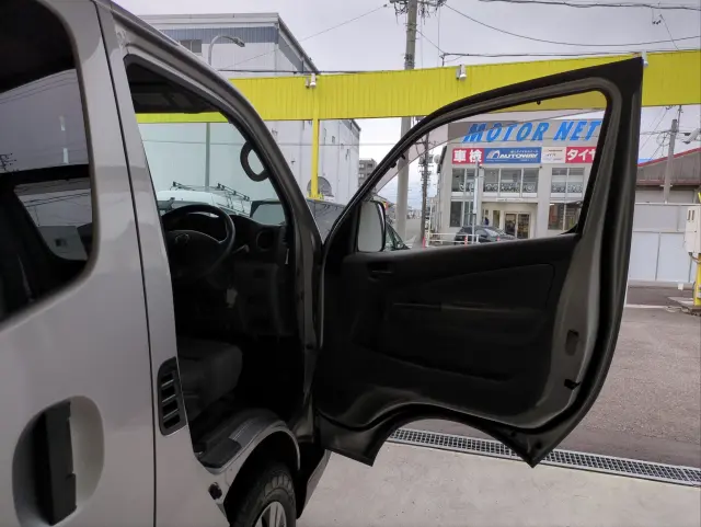 日産 キャラバン ＬＤＦ-ＶＷ２Ｅ26(2WD)の写真22