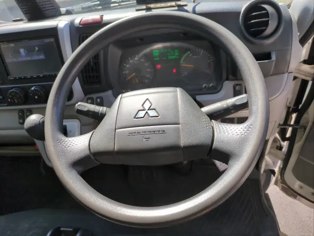 三菱 キャンター 2RG-FEA20の写真7