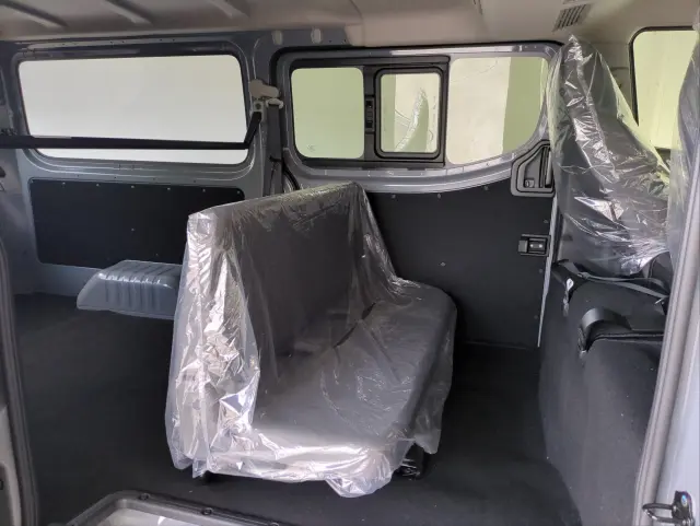 日産 キャラバン 3DF-VN2E26の写真18