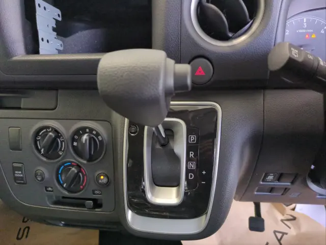 日産 キャラバン 3DF-VN2E26の写真21