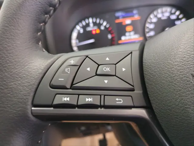 日産 キャラバン 3DF-VN2E26(2WD)の写真21