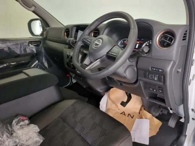 日産 キャラバン 3DVN2E26(2WD)の写真16