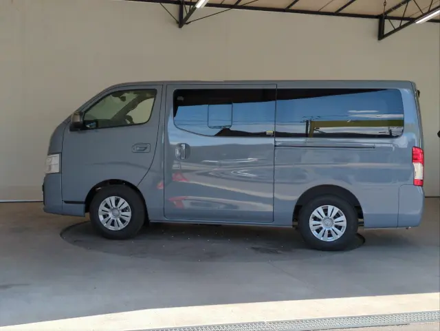 日産 キャラバン 3DF-VN2E26(2WD)の写真40