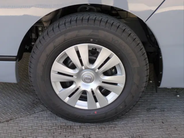 日産 キャラバン 3DF-VN2E26(2WD)の写真42