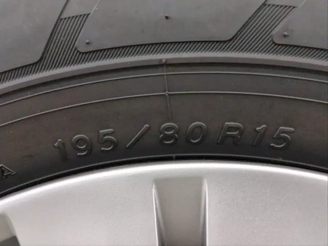 日産 キャラバン 3DF-VN2E26(2WD)の写真45