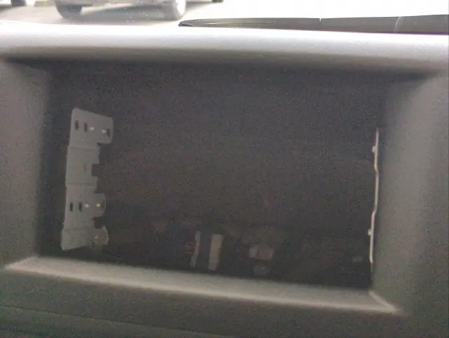 日産 キャラバン 3DF-VN2E26(2WD)の写真8