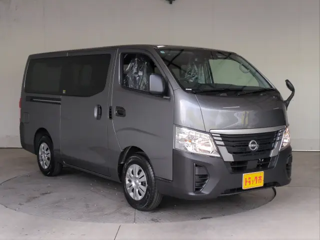 日産 キャラバン 3DF-VN2E26(2WD)の写真12