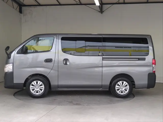 日産 キャラバン 3DF-VN2E26(2WD)の写真37