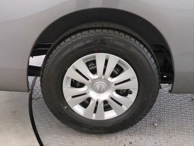 日産 キャラバン 3DF-VN2E26(2WD)の写真41