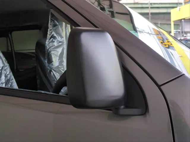 日産 キャラバン 3DF-VN2E26(2WD)の写真43