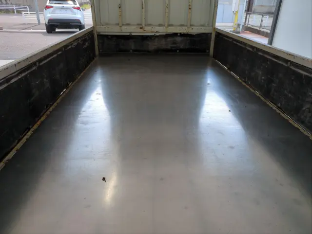 三菱 キャンター TPG-FDA00(4WD)の写真5