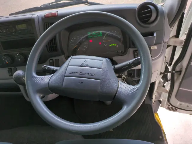 三菱 キャンター TPG-FDA00(4WD)の写真7