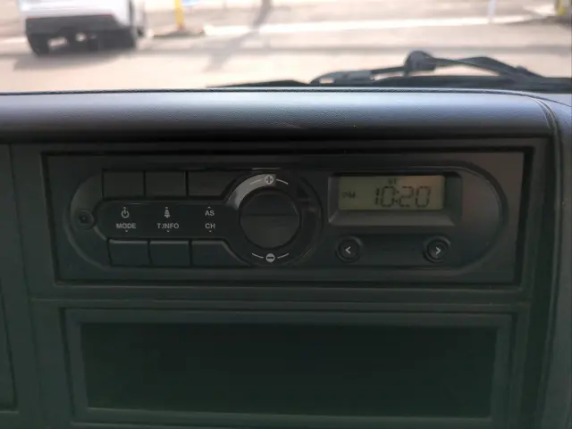 三菱 キャンター TPG-FDA00(4WD)の写真8