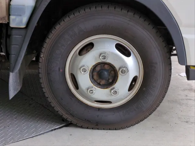 三菱 キャンター TPG-FDA00(4WD)の写真14