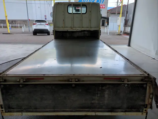 三菱 キャンター TPG-FDA00(4WD)の写真17