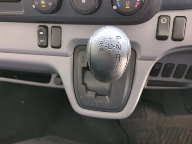 三菱 キャンター TPG-FDA00(4WD)の写真20