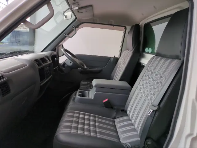 マツダ ボンゴトラック DBF-SLP2Tの写真3