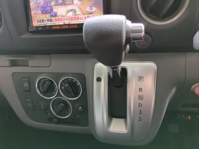 日産 キャラバン CBF-VR2E26(2WD)の写真23