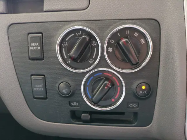 日産 キャラバン CBF-VR2E26(2WD)の写真24