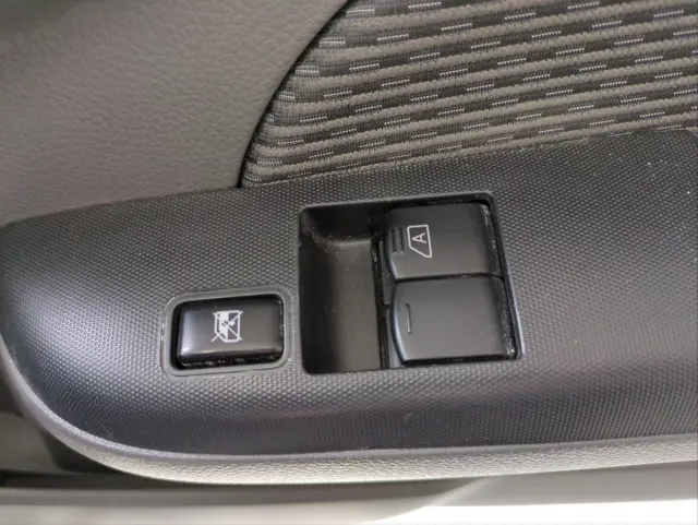 日産 キャラバン CBF-VR2E26(2WD)の写真29