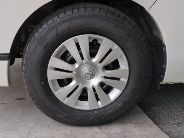 日産 キャラバン CBF-VR2E26(2WD)の写真39