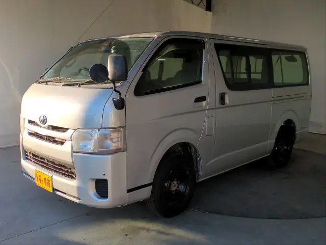 トヨタ ハイエースレジアス QDF-GDH206V(4WD)の写真23
