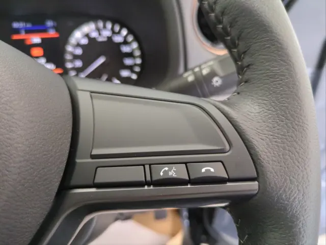 日産 キャラバン 3DF-VN2E26(2WD)の写真20
